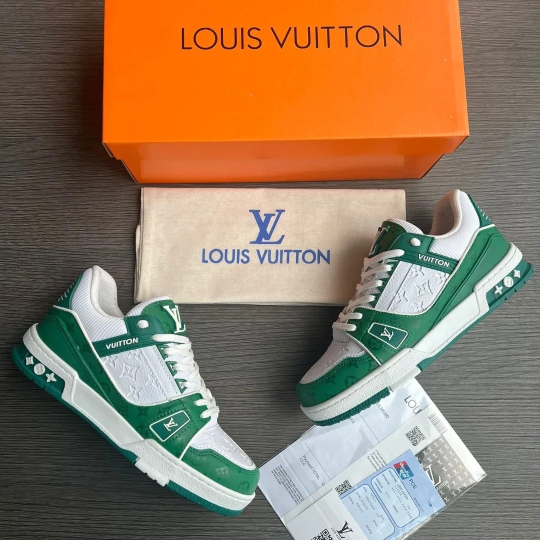 LOUIS%20VUITTON%20SPOR%20AYAKKABI