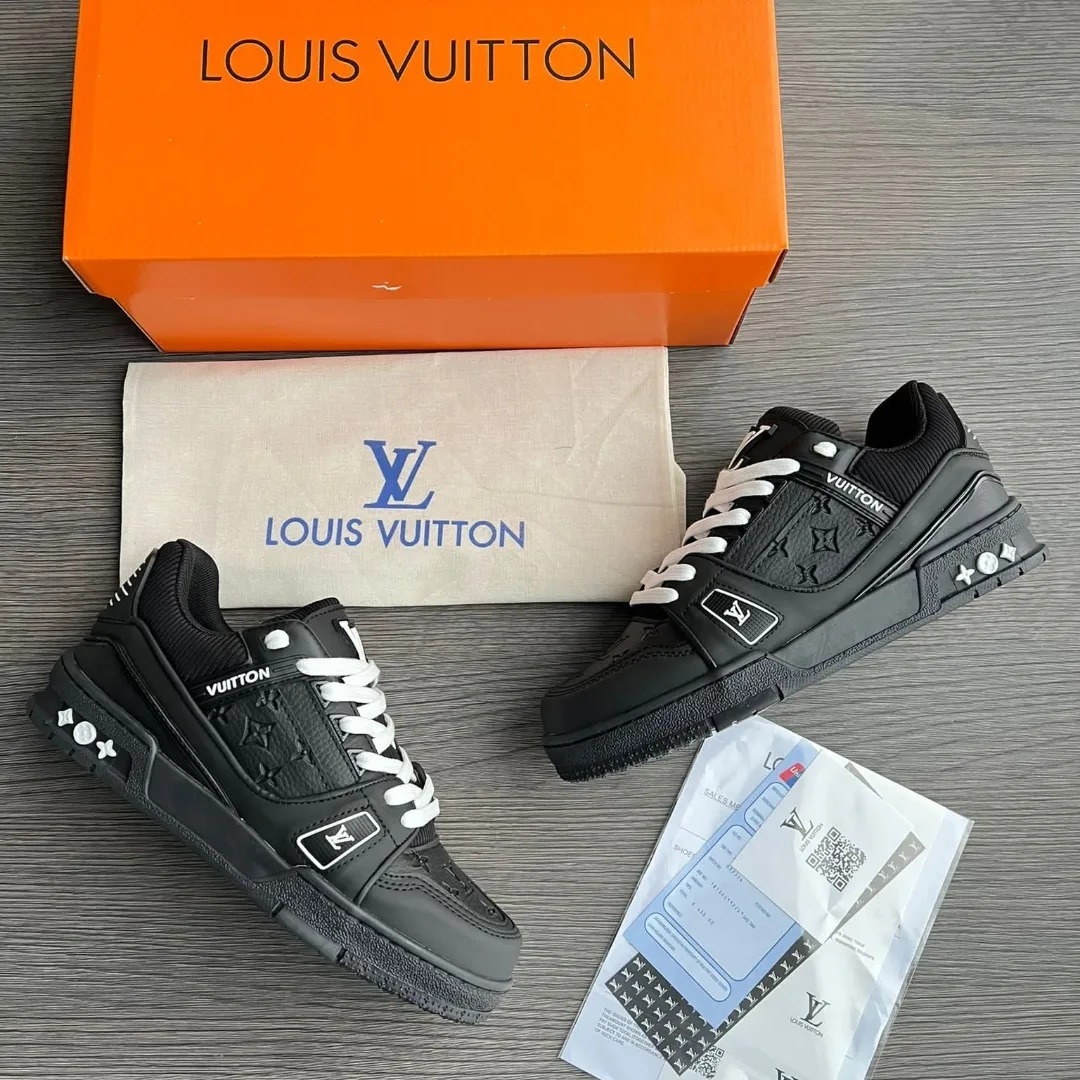 LOUIS%20VUITTON%20SPOR%20AYAKKABI