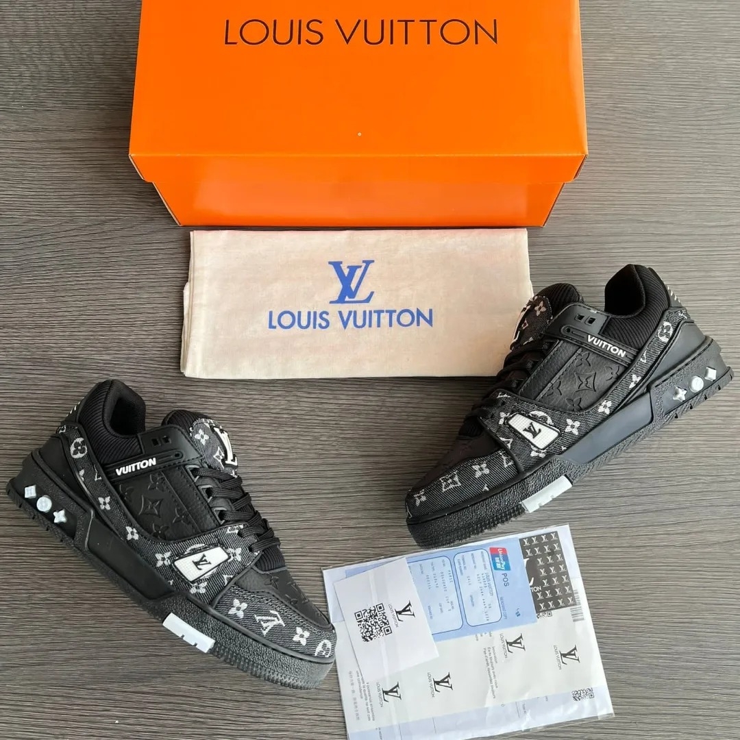 LOUIS%20VUITTON%20SPOR%20AYAKKABI