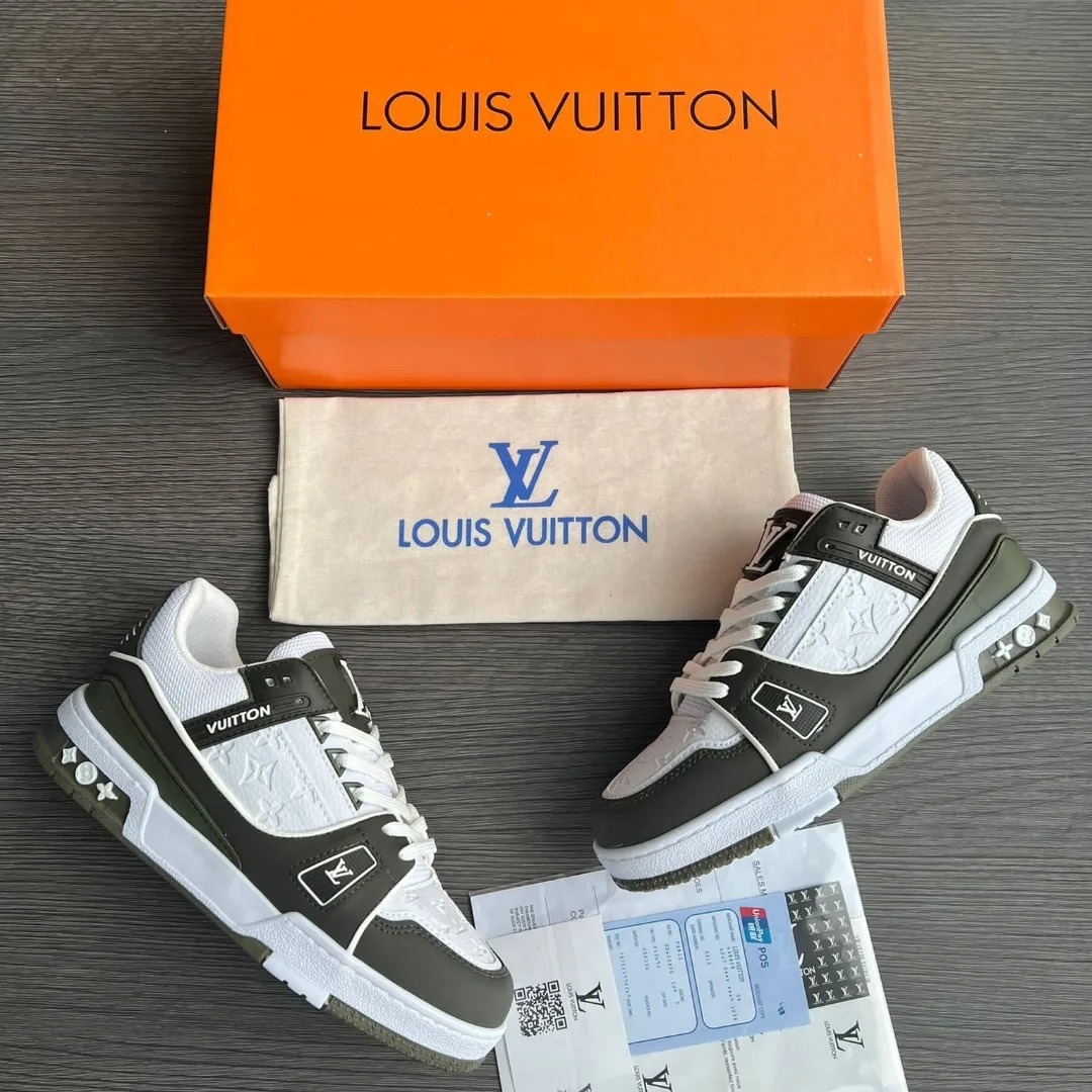 LOUIS%20VUITTON%20SPOR%20AYAKKABI